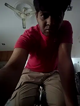 Snapshot of useless_muslim01 chatting on November 20, 2025, 9:54 am useless muslim01 online show from November 20, 2025, 9:54 am