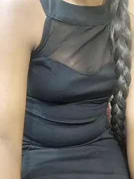 Simran 0011 online show from November 23, 2025, 3:22 pm