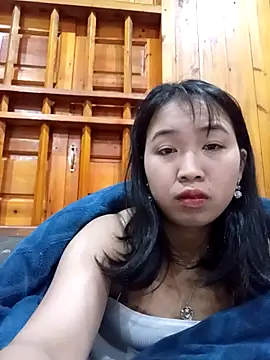 Snapshot of susie_min chatting on December 1, 2025, 12:44 am susie min online show from December 1, 2025, 12:44 am