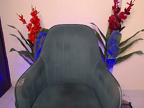 Husan-e-Jasmine online show from December 5, 2025, 5:00 pm