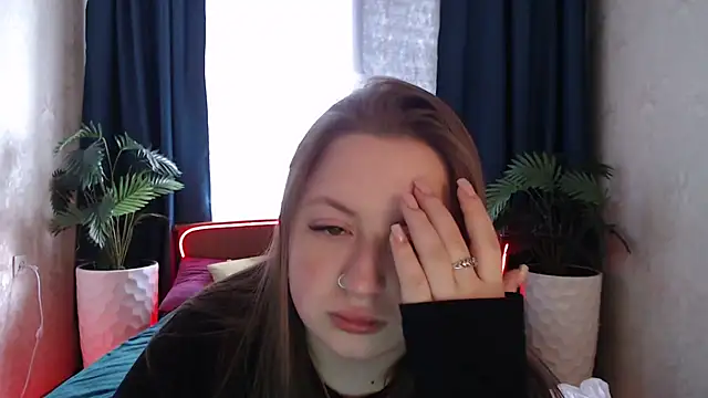 GirlPlayer online show from April 22, 2026, 10:22 am