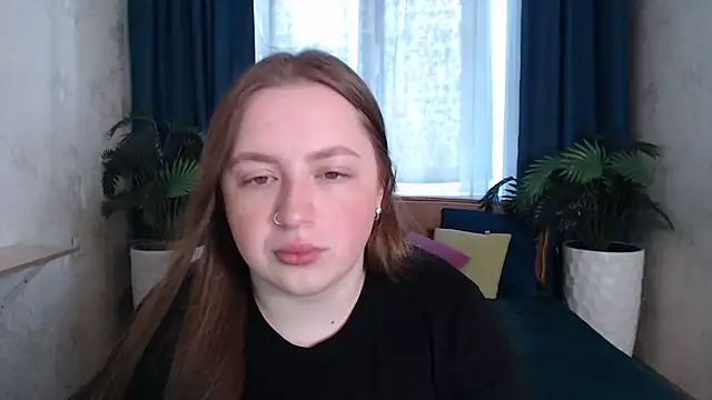 Snapshot of GirlPlayer chatting on May 19, 2026, 8:32 am GirlPlayer online show from May 19, 2026, 8:32 am