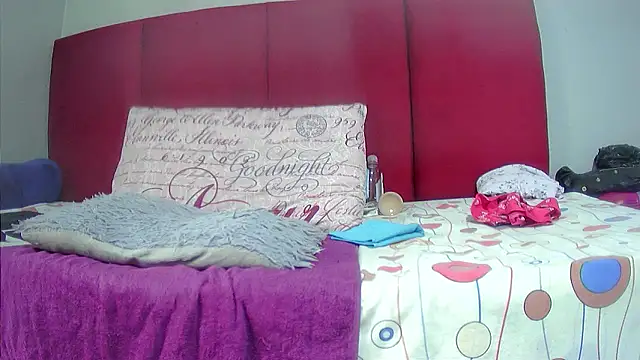 Cherrydollx online show from January 12, 2026, 6:09 am