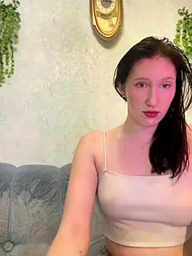 liliana shvezz online show from December 2, 2025, 12:18 pm