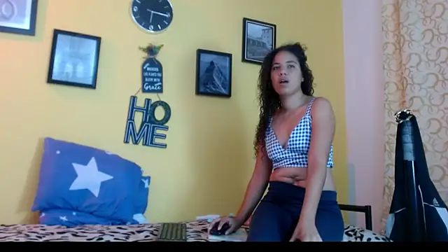 angel18evil online show from November 27, 2025, 11:16 pm