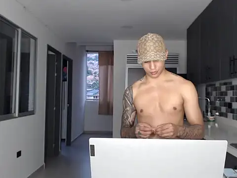 master Tripa online show from November 23, 2025, 10:20 pm