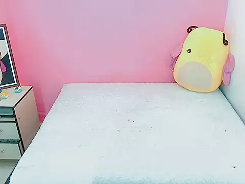 xwetdreamsx online show from November 20, 2025, 8:20 pm