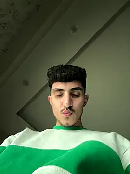 Snapshot of Josephlive_19 chatting on November 22, 2025, 9:46 pm Josephlive 19 online show from November 22, 2025, 9:46 pm