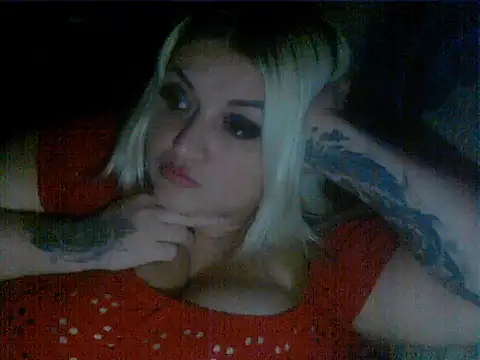 CharleyCream online show from November 30, 2025, 12:39 pm