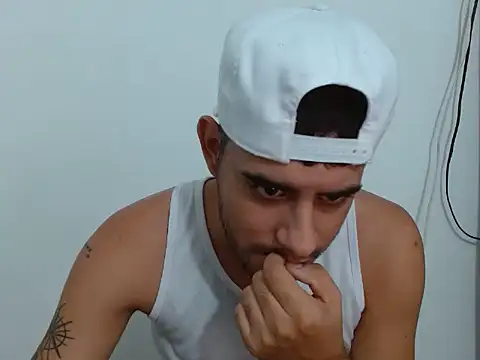 pinky 7 online show from November 24, 2025, 4:12 am