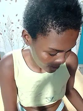 VirginPrincess06 online show from January 12, 2026, 8:04 pm