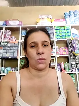 MIA-LARIOS online show from April 3, 2026, 4:13 pm