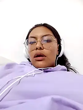 Chantal sex22 online show from December 21, 2025, 3:19 am