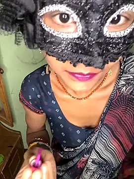 Laxmidevi000 online show from April 28, 2026, 5:39 pm
