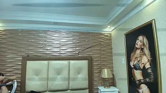 Snapshot of Madyscarlett chatting on November 30, 2025, 12:17 pm Madyscarlett online show from November 30, 2025, 12:17 pm