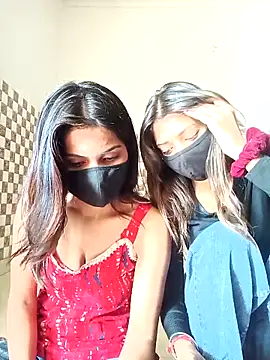 Lovely--girl online show from March 16, 2026, 5:04 am