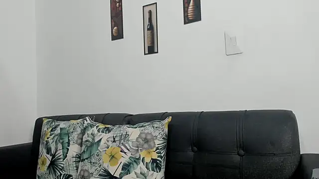 Violeta Gracee online show from January 11, 2026, 12:06 am