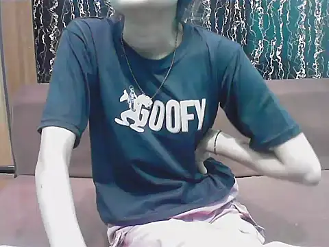 hello baby01 online show from March 20, 2026, 4:08 pm