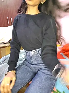 -AYUSHI01 online show from December 22, 2025, 9:31 am