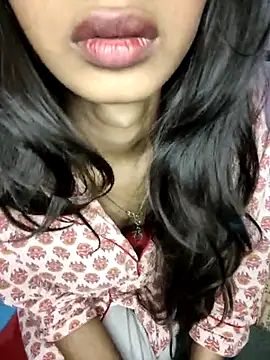 -AYUSHI01 online show from December 23, 2025, 6:56 am