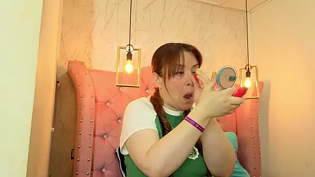 Snapshot of rosse_channel__ chatting on April 11, 2026, 12:42 pm rosse channel online show from April 11, 2026, 12:42 pm