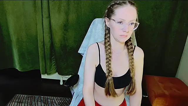 Snapshot of G0LDI chatting on February 16, 2026, 2:59 pm G0LDI online show from February 16, 2026, 2:59 pm