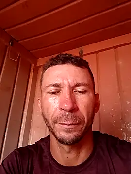 RobertoLuiz84 online show from February 12, 2026, 5:02 pm