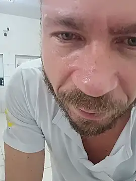 RobertoLuiz84 online show from May 8, 2026, 12:53 pm
