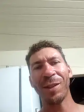 RobertoLuiz84 online show from January 16, 2026, 6:17 am