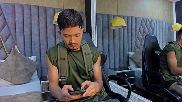 NicolaiKarav online show from November 30, 2025, 11:55 am