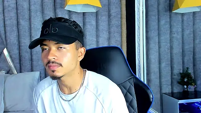 NicolaiKarav online show from January 6, 2026, 7:07 pm