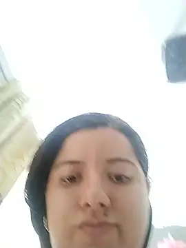 Chaparrita13 online show from January 7, 2026, 5:51 pm