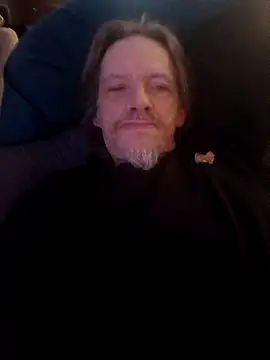 JohnBriefjerky online show from December 1, 2025, 1:28 am