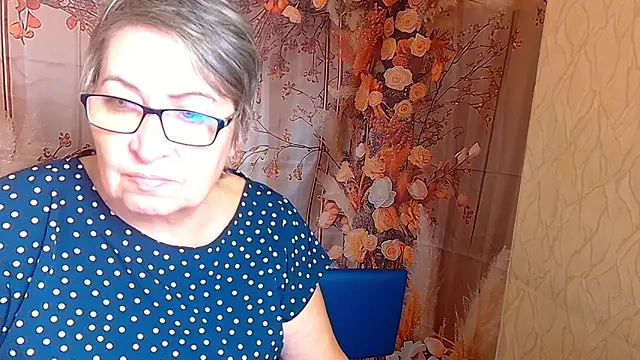 OlgaLuck online show from December 2, 2025, 6:26 am