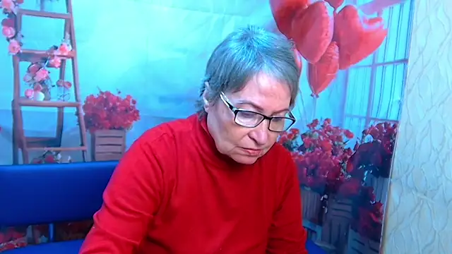 OlgaLuck online show from April 24, 2026, 5:09 am