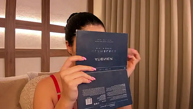 SarhaVega online show from February 17, 2026, 12:24 pm