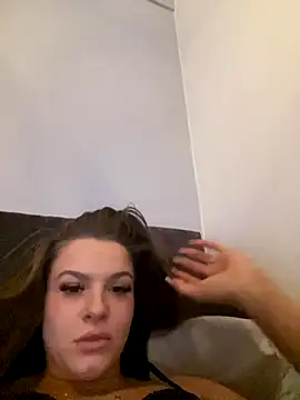 SenSophiaXX online show from December 5, 2025, 4:27 pm