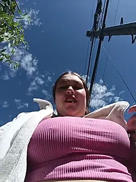 Shofy22 online show from November 27, 2025, 2:17 pm