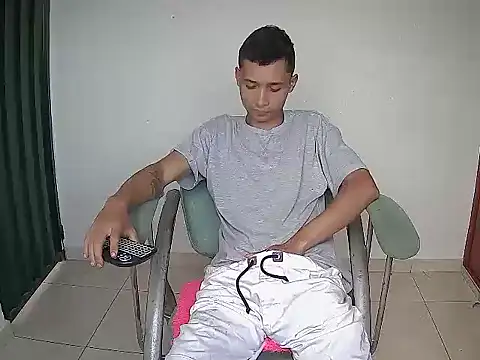 Dereck245 online show from November 23, 2025, 6:40 pm