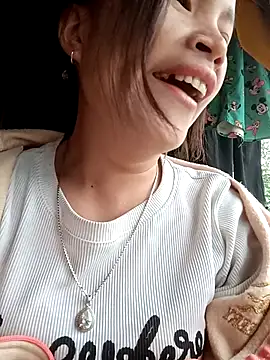 nangmo online show from December 5, 2025, 6:56 am