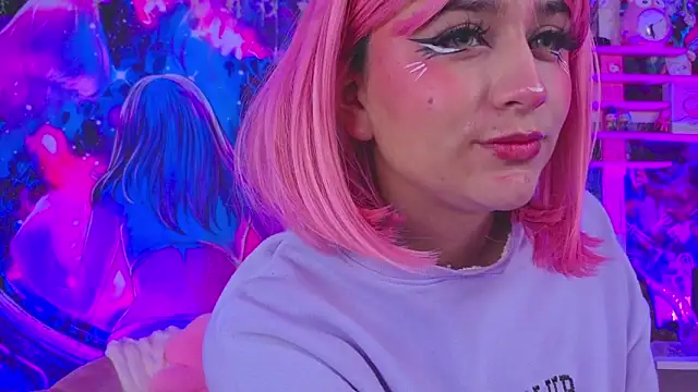 Snapshot of kitty_niki chatting on February 13, 2026, 10:32 pm kitty niki online show from February 13, 2026, 10:32 pm