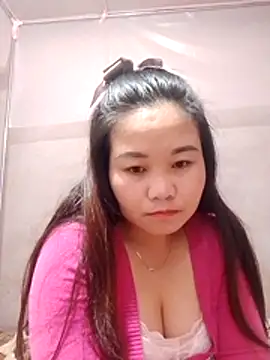 One-two22 online show from December 4, 2025, 10:31 pm