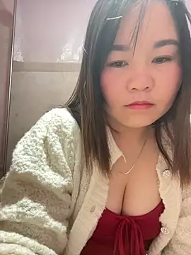 Snapshot of One-two22 chatting on February 16, 2026, 11:46 pm One-two22 online show from February 16, 2026, 11:46 pm