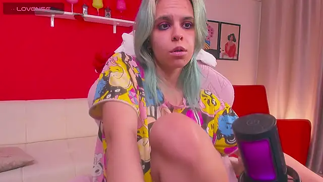 LiraBelle online show from March 3, 2026, 3:19 pm