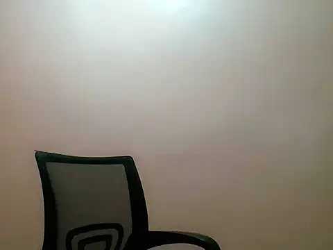 divinegrace1983 online show from December 23, 2025, 10:47 am