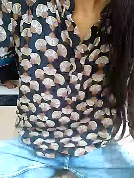 Alli8900 online show from April 11, 2026, 4:21 pm