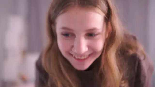 AmillyGile online show from December 1, 2025, 5:25 pm