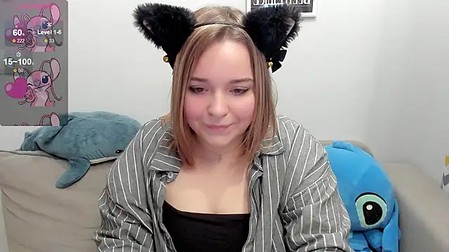 Snapshot of Lilovila chatting on February 10, 2026, 10:53 pm Lilovila online show from February 10, 2026, 10:53 pm