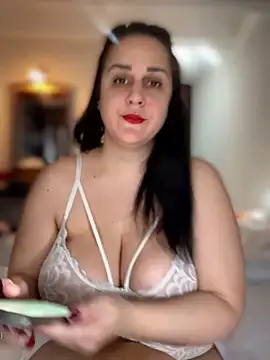 Mary kansas bbw online show from February 4, 2026, 3:07 pm