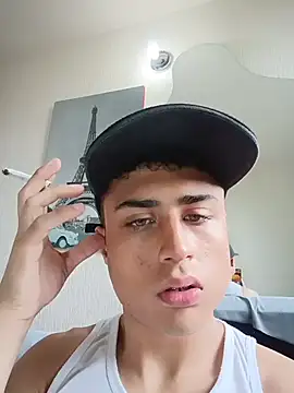 Cute eliot online show from November 27, 2025, 7:25 pm